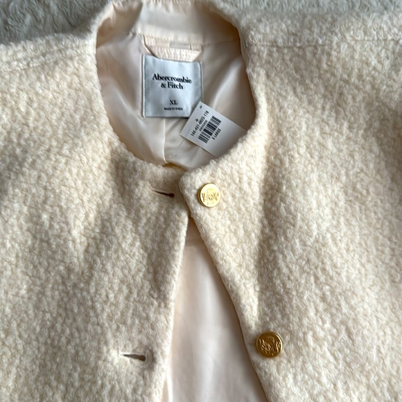 Abercrombie collarless boucle jacket - Picture 2 of 10